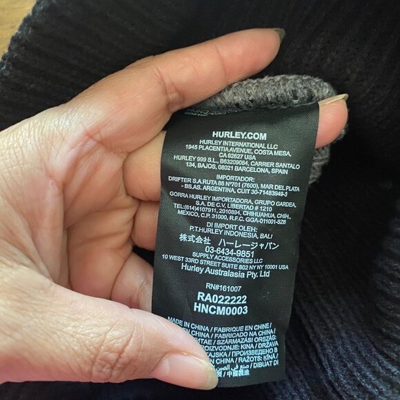 Under Armour Women's Wool Blend Black Beanie Hat Colder Conditions Leather Logo - Picture 6 of 16